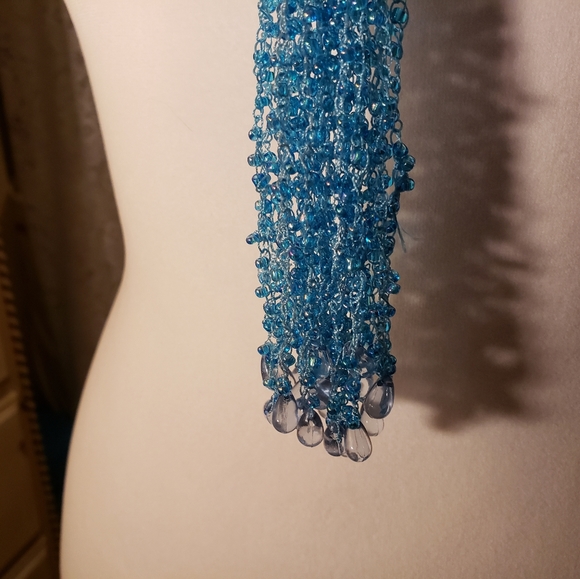 Necklace - Picture 2 of 5